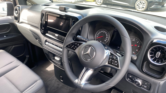 Mercedes-Benz Vito Tourer L3 Diesel Rwd 116 CDI Select 9-Seater 9G-Tronic - Image 19